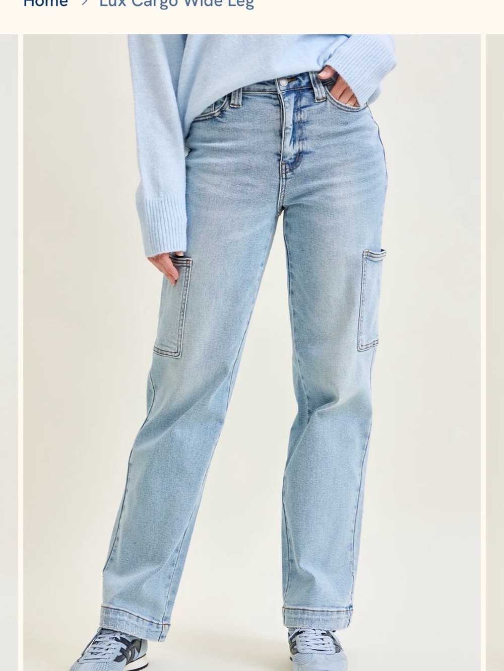 Judy Blue Lux High Rise Cargo Wide Leg Jeans. Womens size 9 / 29 Light Wash